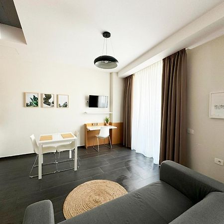 Magnet Residence Condo 1 Self Checkin Tirana Buitenkant foto